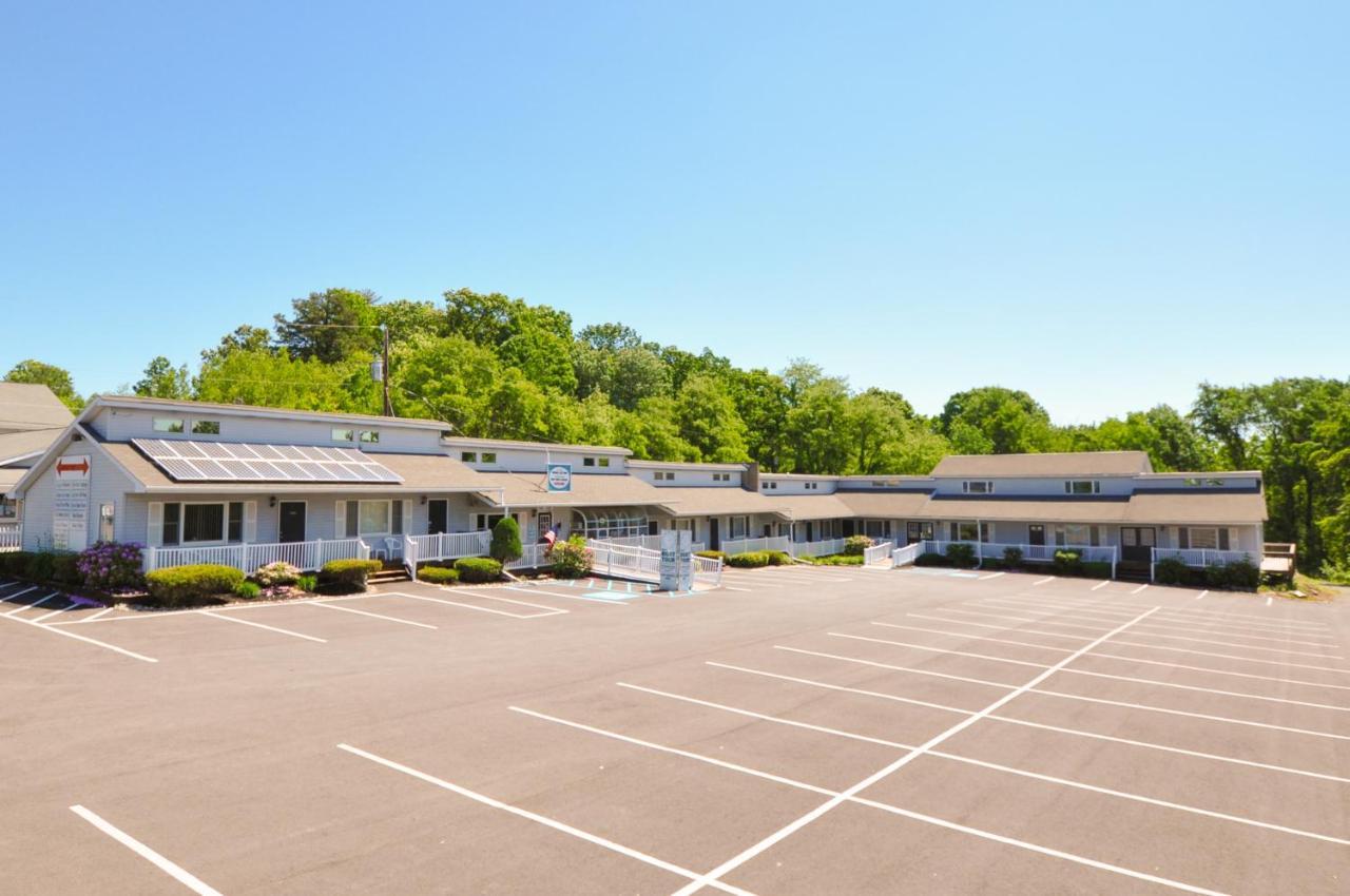 East Shore Lodging Hawley Exterior foto